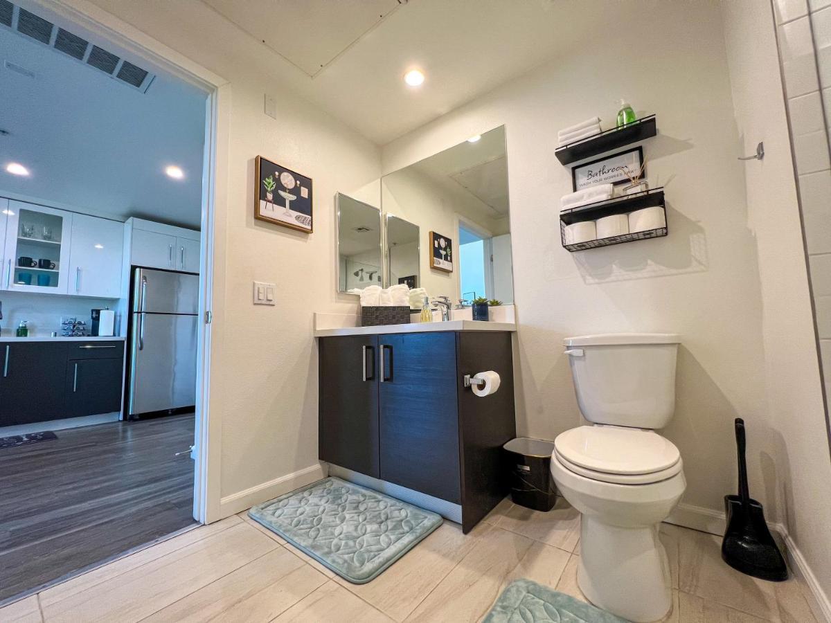Luxury Downtown Los Angeles Penthouse Condo With Skyline Views Exterior photo